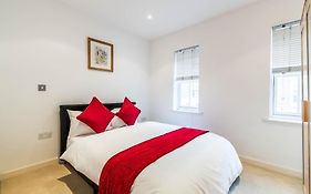 Greenwich Stay